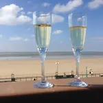 Apartment Grand Balcon Face Wifi Gratuit By Interhome Saint-Jean-de-Monts