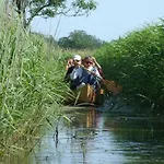 Grand Balcon Face Wifi Gratuit By Interhome Apartment