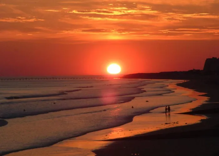 Grand Balcon Face Wifi Gratuit By Interhome *